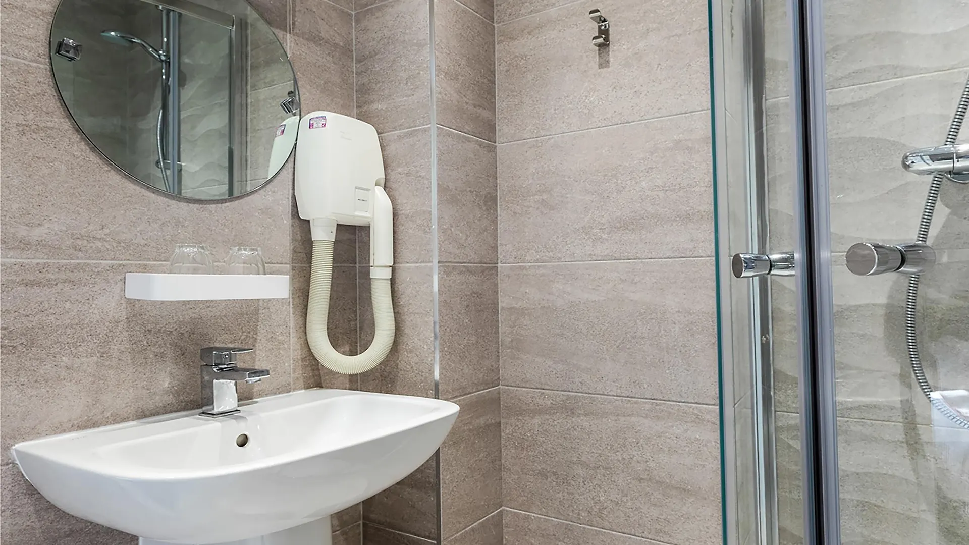 Dene Hotel Newcastle upon Tyne